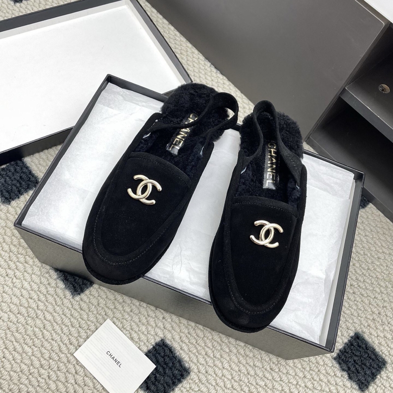 Ch**el loafers